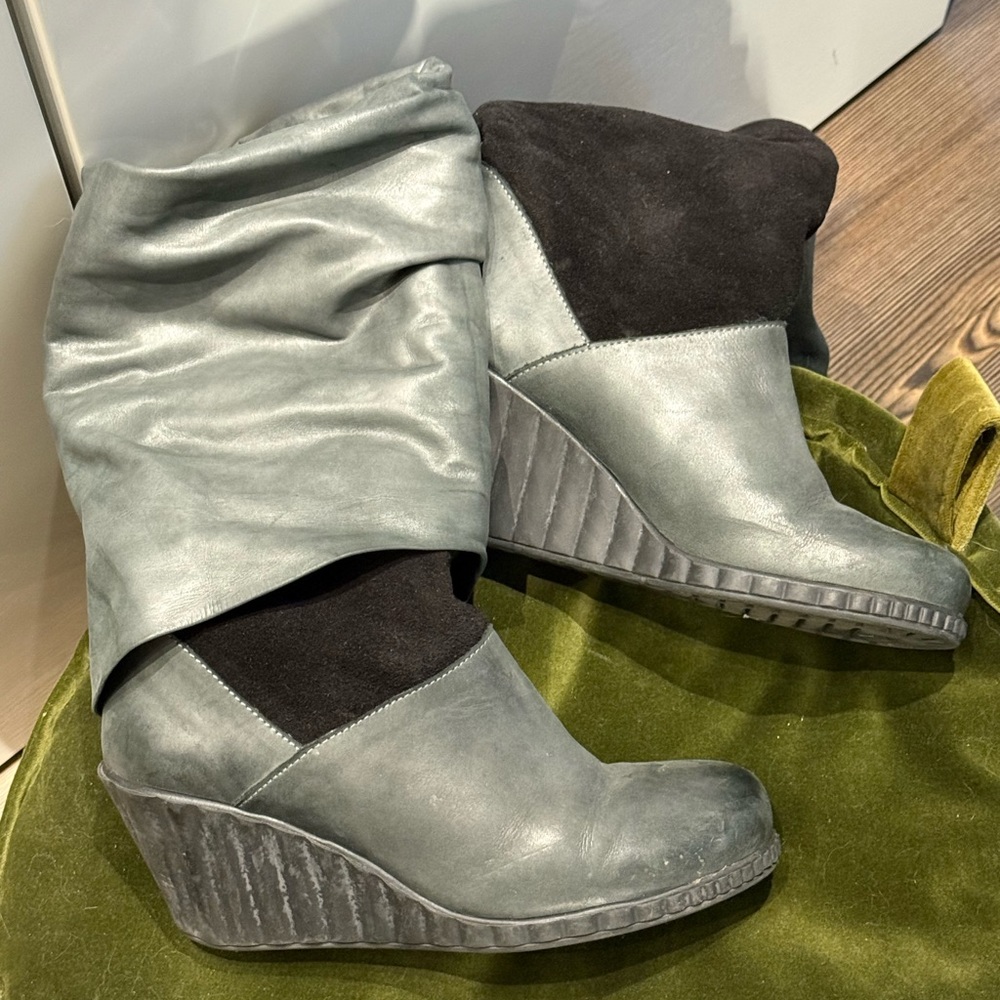 Dutch MAG Empress boots-buttery soft leather. Fold down or above knee high